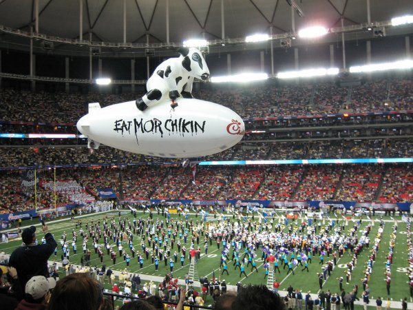 eatmorchikin_footballfield